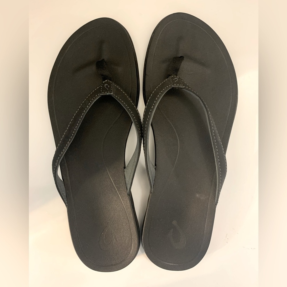 Sandals size 11